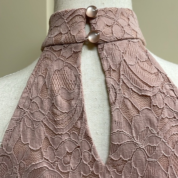 NWT Altr’d State Dusty Rose Mauve Galoon Lace Swing Halter Size Small - Picture 8 of 12